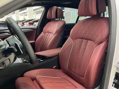 BMW 5 Series 530Li Exclusive M Sports Package - фото 9