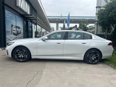 BMW i5 2024 eDrive 35L Luxury Package - фото 3