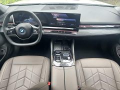 BMW i5 2024 eDrive 35L Luxury Package - фото 5