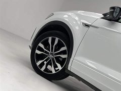 Lynk & Co T-ROC 280TSI DSG FWD R-Line Pro PLUS - фото 17