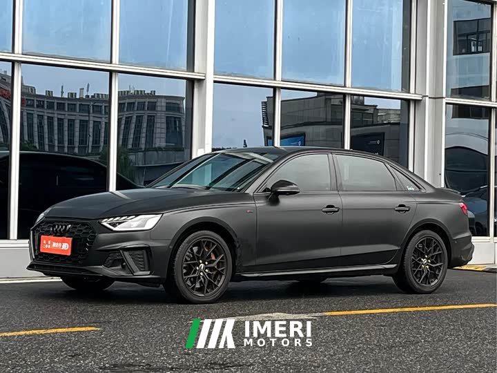 Audi A4L 40 TFSI luxury and dynamic - автомобиль из Китая