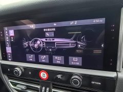 Porsche 2023 Porsche Macan 2.0T - фото 14