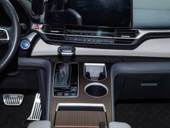 Lynk & Co Grevia 2022 2.5L Hybrid Premium Edition - фото 16