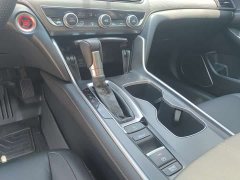 Honda Accord 260TURBO Deluxe Edition - фото 16