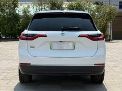 NIO ES8 2022 75kWh seven-seater version - фото 9