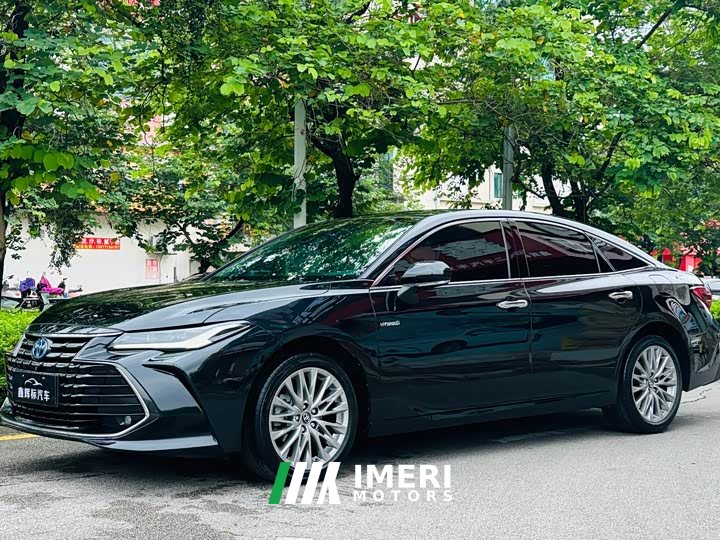 BYD Asia Dragon 2022 Shuangqing 2.5L XLE Premium Edition - автомобиль из Китая