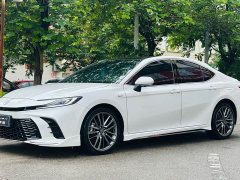 Toyota Camry Dual Engine 2.0HXS Sports Plus Edition - фото 1