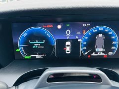 Toyota Camry Dual Engine 2.0HXS Sports Plus Edition - фото 18