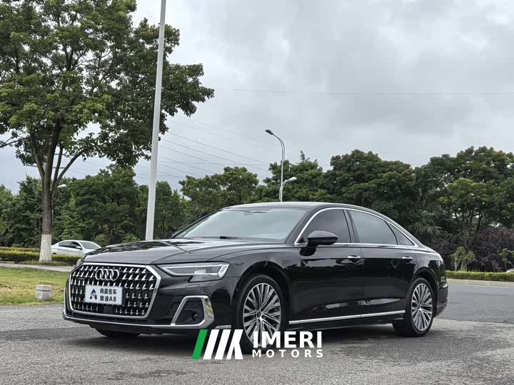 Audi A8 2023 A8L 50 TFSI quattro Premium Selection - автомобиль из Китая