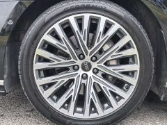 Audi A8 2023 A8L 50 TFSI quattro Premium Selection - фото 5