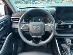 Toyota Highlander 2022 380T four-wheel drive premium version 7 seats - фото 12