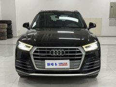 Audi Q5L 2020 facelift 40 TFSI enjoys fashionable style - фото 2