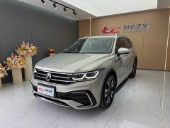 Volkswagen Tiguan L 330TSI automatic two-wheel drive R-Line flagship version - фото 1