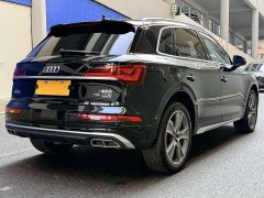 Audi Q5L 45T luxury and dynamic - фото 4