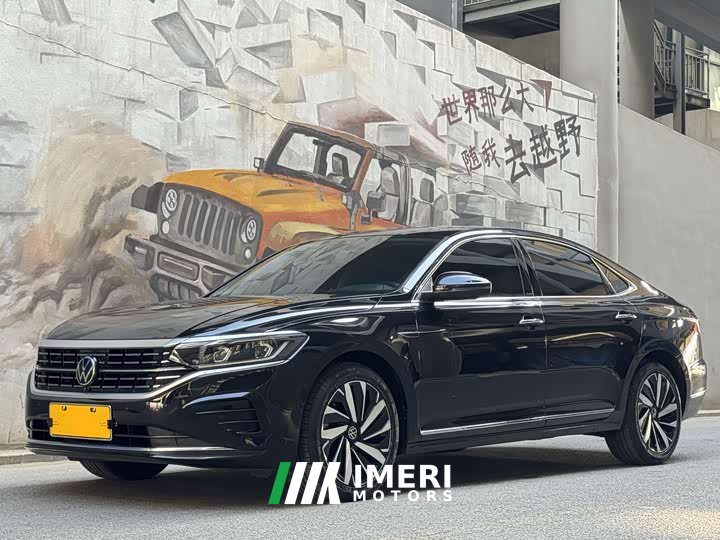 Volkswagen Passat 330TSI Luxury Edition - автомобиль из Китая