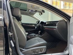 Volkswagen Passat 330TSI Luxury Edition - фото 12
