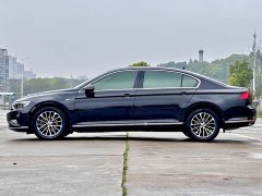 Volkswagen Magotan 330TSI DSG 30th Anniversary Edition - фото 4