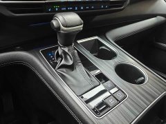 Toyota SIENNA 2021 2.5L Hybrid Premium Edition - фото 16