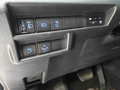 Toyota SIENNA 2021 2.5L Hybrid Premium Edition - фото 20