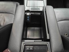 Toyota SIENNA 2021 2.5L Hybrid Premium Edition - фото 6