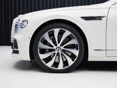Bentley Flying Spur 2024 V8 Edition 8 - фото 8