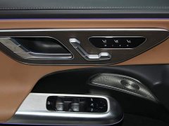 Mercedes-Benz E-Class facelift E 300 L luxury - фото 11