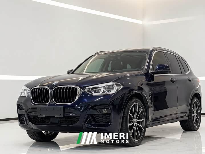 BMW X3 xDrive30i Leading M Sports Package - автомобиль из Китая