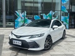 Toyota Camry 2.5G Deluxe Edition - фото 1