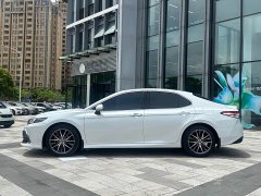 Toyota Camry 2.5G Deluxe Edition - фото 3