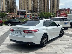 Toyota Camry 2.5G Deluxe Edition - фото 8
