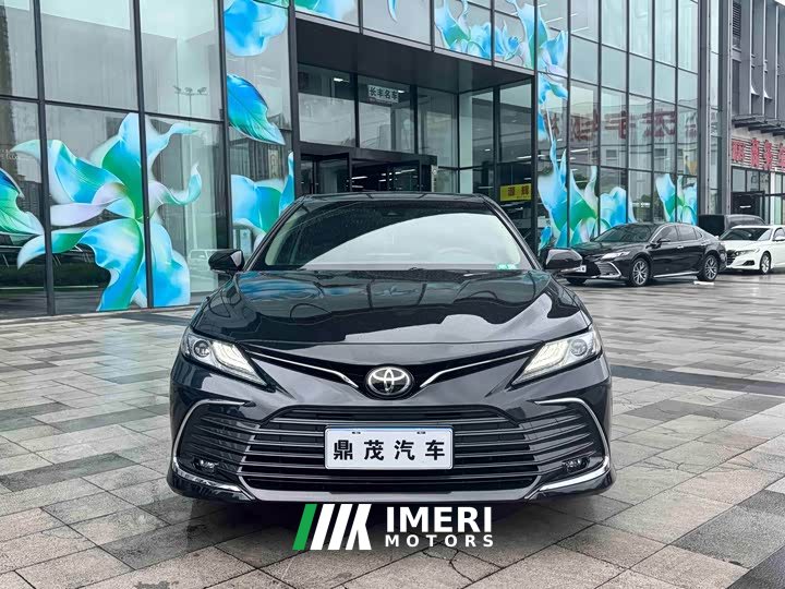 Toyota Camry 2.5G Deluxe Edition - автомобиль из Китая