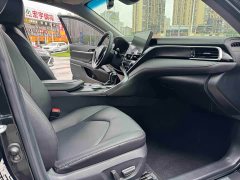 Toyota Camry 2.5G Deluxe Edition - фото 11