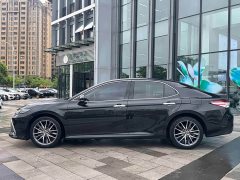 Toyota Camry 2.5G Deluxe Edition - фото 2