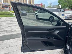Toyota Camry 2021 2.5G Deluxe Edition - фото 14