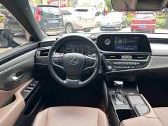 Lexus ES 2021 260 Luxury - фото 15