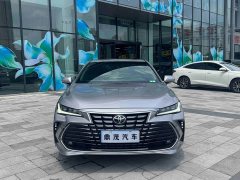 Toyota Avalon 2023 2.0L XLE Premium - фото 2