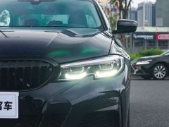 BMW 3 Series Facelift 2 330i M Sports Night Package - фото 3