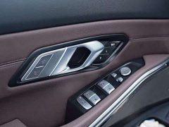 BMW 3 Series Facelift 2 330i M Sports Night Package - фото 7