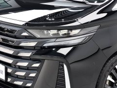 Toyota Wilfa Crown Dual Engine 2.5L Supreme Executive Edition - фото 4