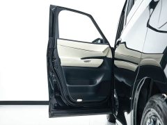 Lexus LM 2023 500h six-seater premium version - фото 19