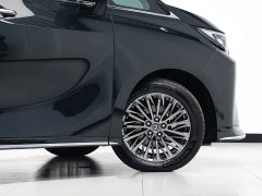 Lexus LM 2023 500h six-seater premium version - фото 5