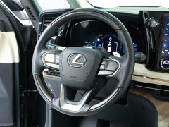 Lexus LM 2023 500h six-seater premium version - фото 7