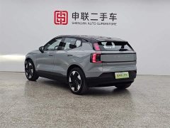 Volvo EX30 2025 rear-wheel drive long-range version Ultra - фото 4