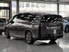 Li Auto Ideal MEGA Ultra smart refresh version - фото 14