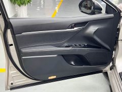 Toyota Camry 2.0G Deluxe Edition - фото 17