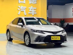 Toyota Camry 2.0G Deluxe Edition - фото 3