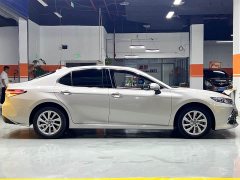 Toyota Camry 2.0G Deluxe Edition - фото 8