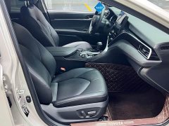 Toyota Camry 2.0G Deluxe Edition - фото 9