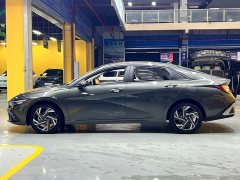Lexus Elantra 2023 1.5L CVT LUX - фото 4
