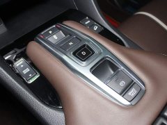 Honda UR-V 2023 370TURBO four-wheel drive exclusive version - фото 12